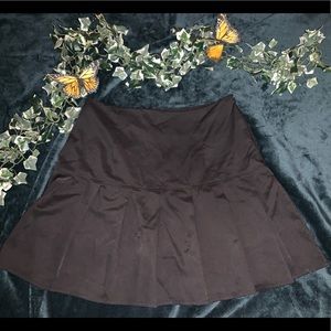 Black tennis skirt size medium never worn ! ✨✨